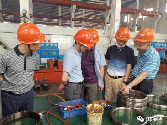 中核科技與蘇州市燃?xì)庠O(shè)備閥門制造有限公司工作交流! 中核科技與蘇州市燃?xì)庠O(shè)備閥門制造有限公司工作交流!