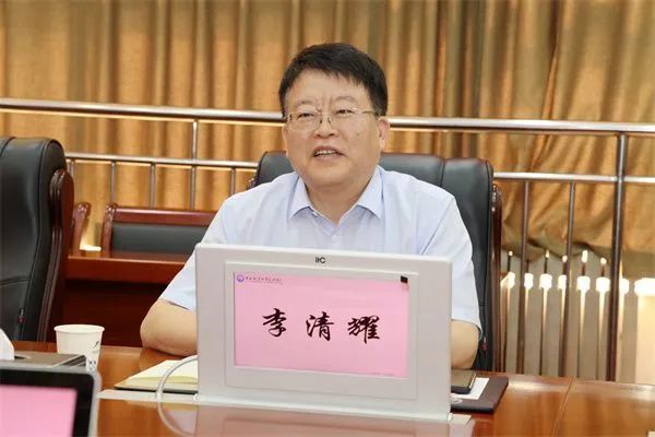 寶雞機(jī)床集團(tuán)黨委書記、董事長李清耀到西安航空職業(yè)技術(shù)學(xué)院調(diào)研交流 寶雞機(jī)床集團(tuán)黨委書記、董事長李清耀到西安航空職業(yè)技術(shù)學(xué)院調(diào)研交流