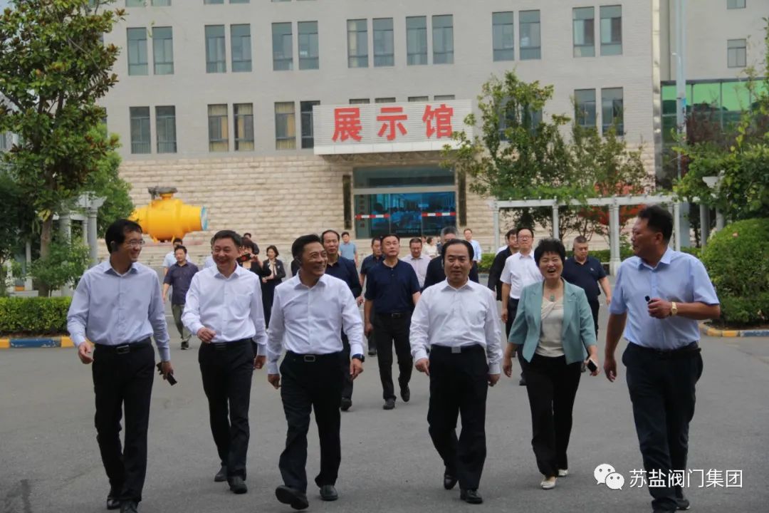 參觀了解企業(yè)發(fā)展情況 參觀了解企業(yè)發(fā)展情況
