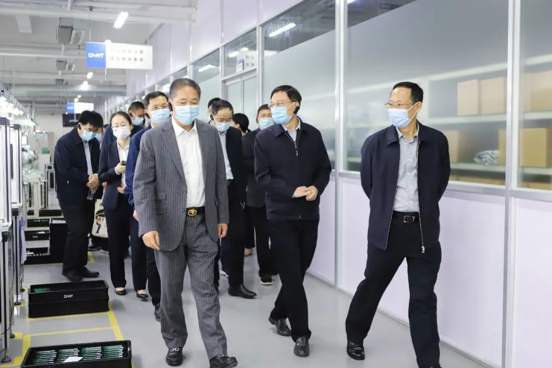 華東六省一市大區(qū)計(jì)量工作專家組一行蒞臨正泰儀表 華東六省一市大區(qū)計(jì)量工作專家組一行蒞臨正泰儀表
