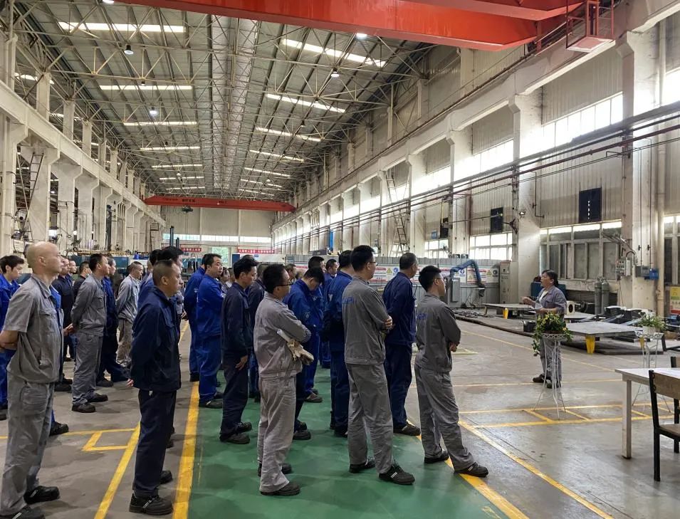 重慶水泵容器車間召開第一期全員5S&安全區(qū)域責(zé)任制工作總結(jié)表彰會 重慶水泵容器車間召開第一期全員5S&安全區(qū)域責(zé)任制工作總結(jié)表彰會