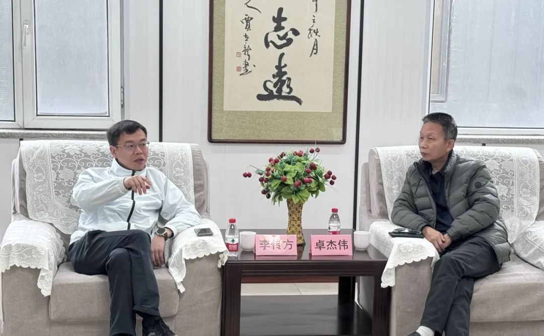 重慶墊江縣委、縣政府領(lǐng)導(dǎo)蒞臨奧美考察交流 重慶墊江縣委、縣政府領(lǐng)導(dǎo)蒞臨奧美考察交流