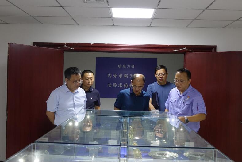 甘肅省委軍民融合辦領導蒞臨軸研所考察調(diào)研 甘肅省委軍民融合辦領導蒞臨軸研所考察調(diào)研