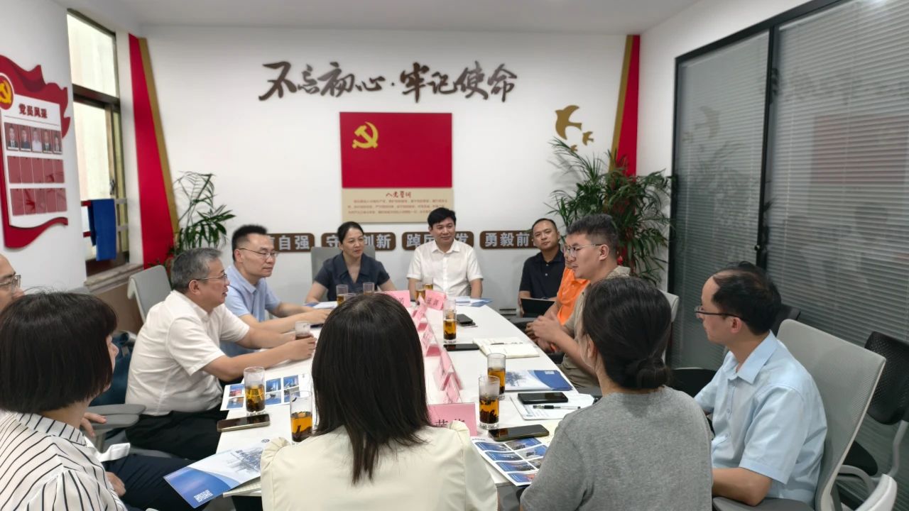 合肥通用職業(yè)技術(shù)學(xué)院田啟昌書記一行蒞臨溫州市泵閥工業(yè)協(xié)會參觀交流 合肥通用職業(yè)技術(shù)學(xué)院田啟昌書記一行蒞臨溫州市泵閥工業(yè)協(xié)會參觀交流
