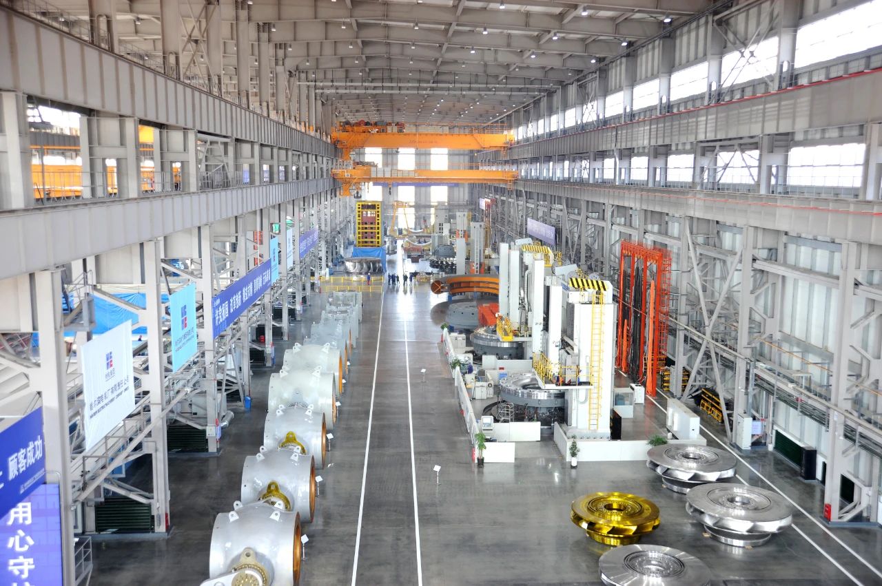 蹄疾步穩(wěn) 量質(zhì)齊升 哈電電機(jī)上半年交出優(yōu)異成績(jī)單 蹄疾步穩(wěn) 量質(zhì)齊升 哈電電機(jī)上半年交出優(yōu)異成績(jī)單